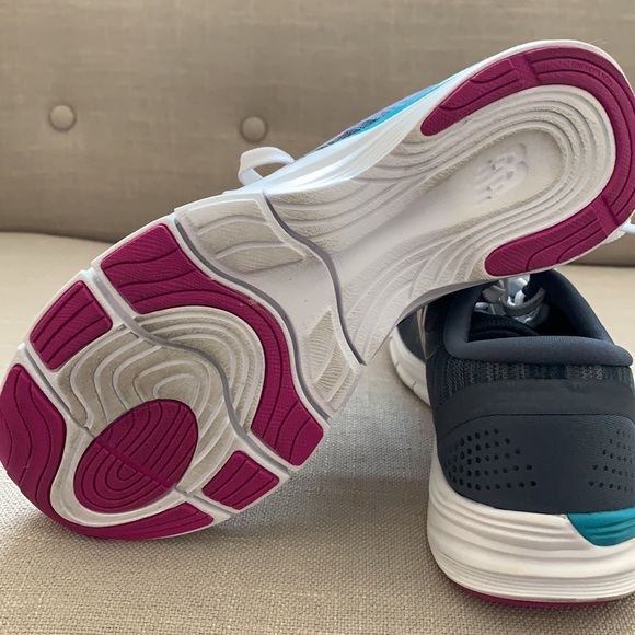 NEW BALANCE Cush Sneakers - Picture 6 of 6